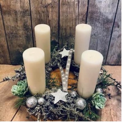 Adventskrans i Lau - Frk. Mollies Blomsterværksted