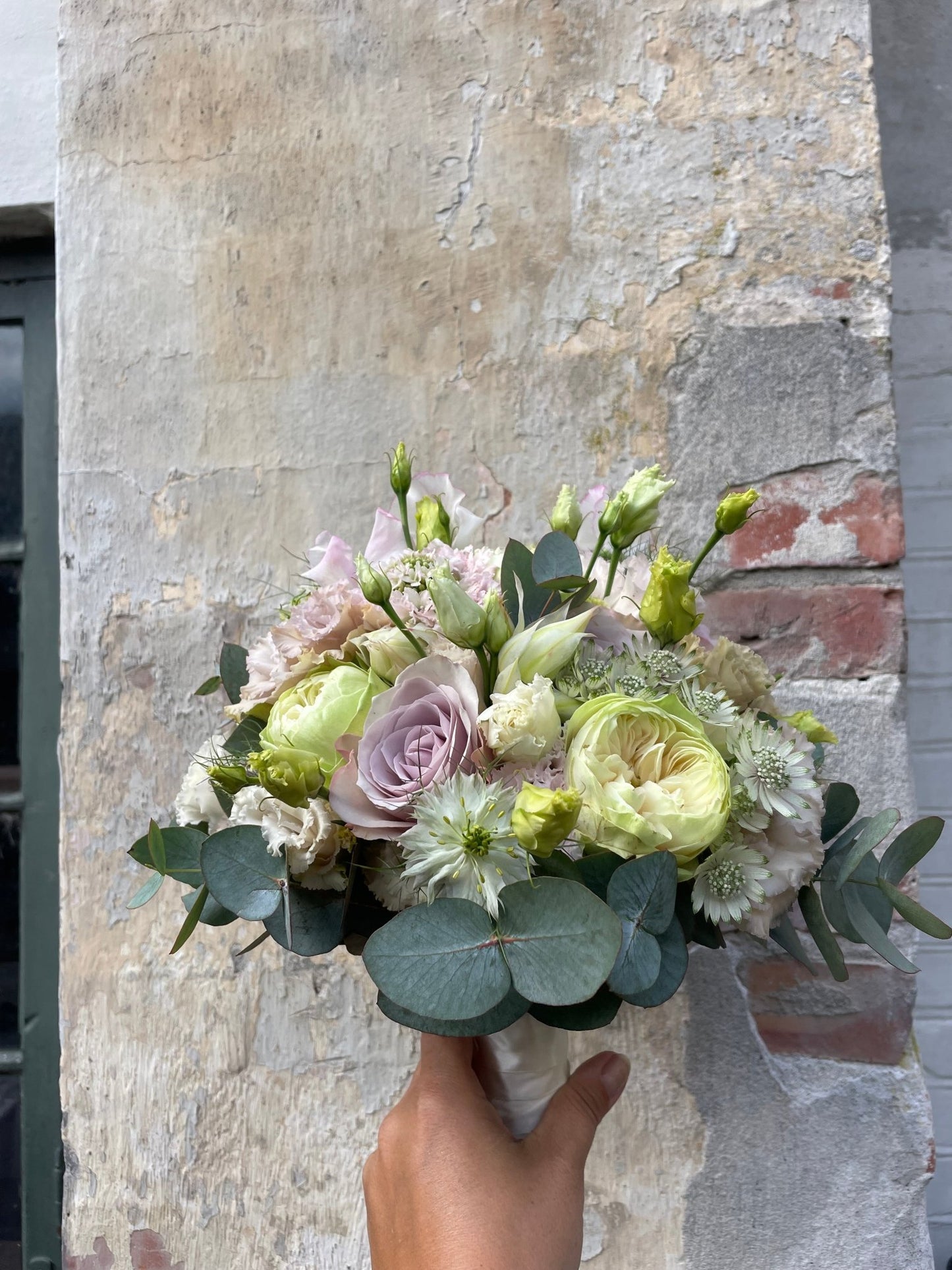 Brudebuket - Klassisk - Frk. Mollies Blomsterværksted