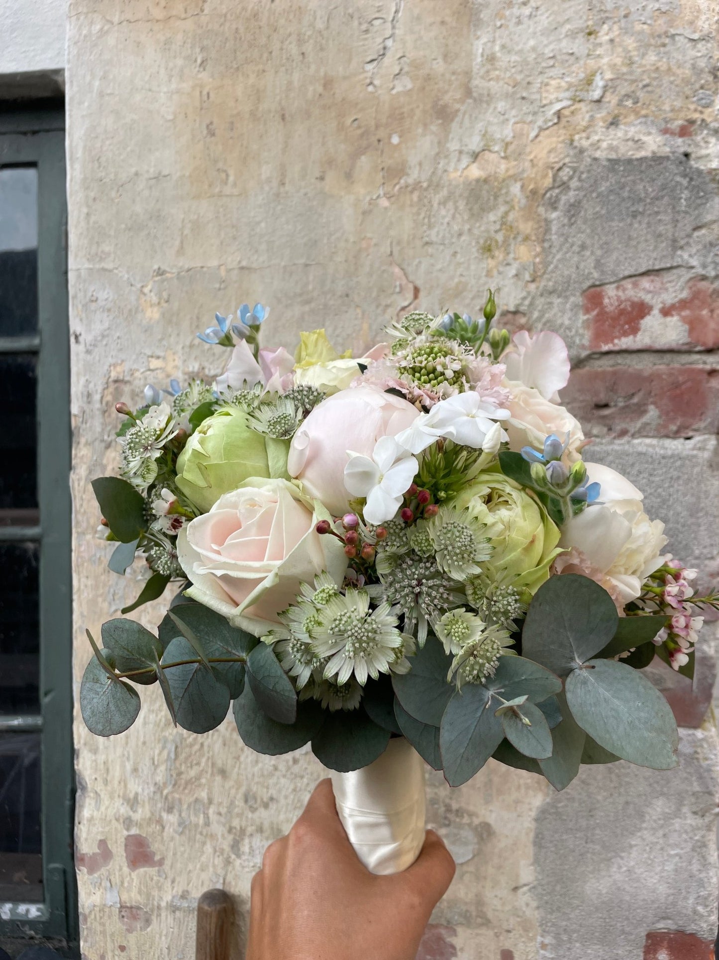 Brudebuket - Klassisk - Frk. Mollies Blomsterværksted