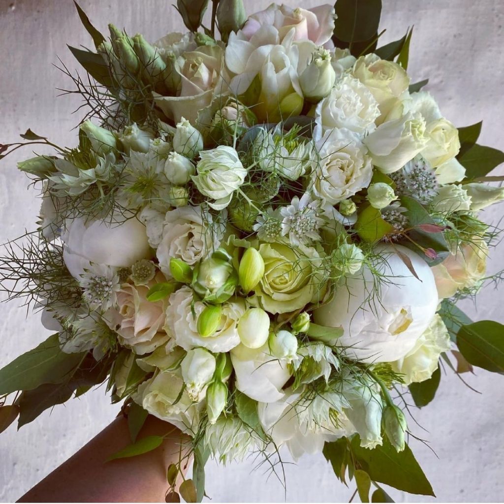 Brudebuket - Klassisk - Frk. Mollies Blomsterværksted
