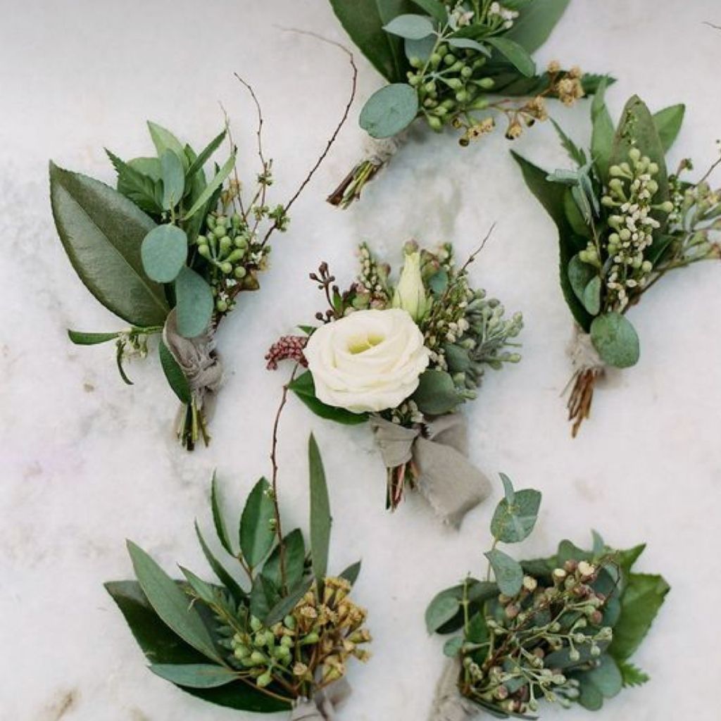 Brystbuket - Frk. Mollies Blomsterværksted