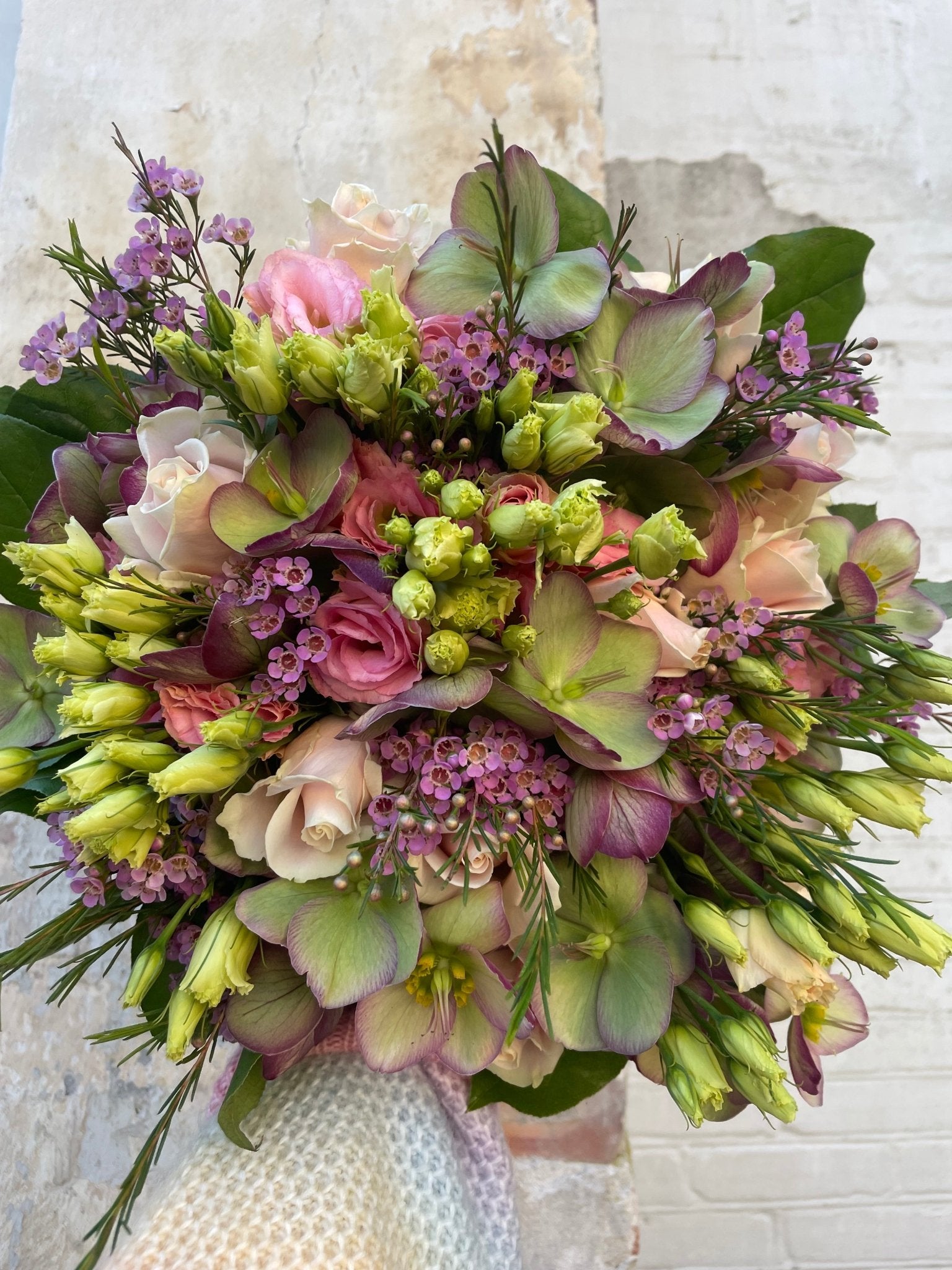 Lav Tæt Buket - Frk. Mollies Blomsterværksted